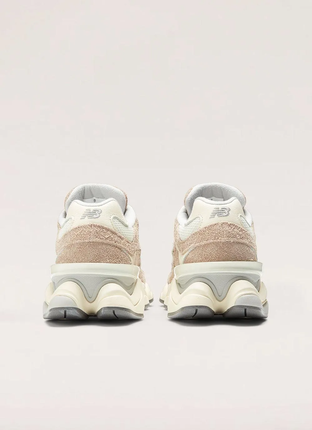 9060 Sneaker - Driftwood