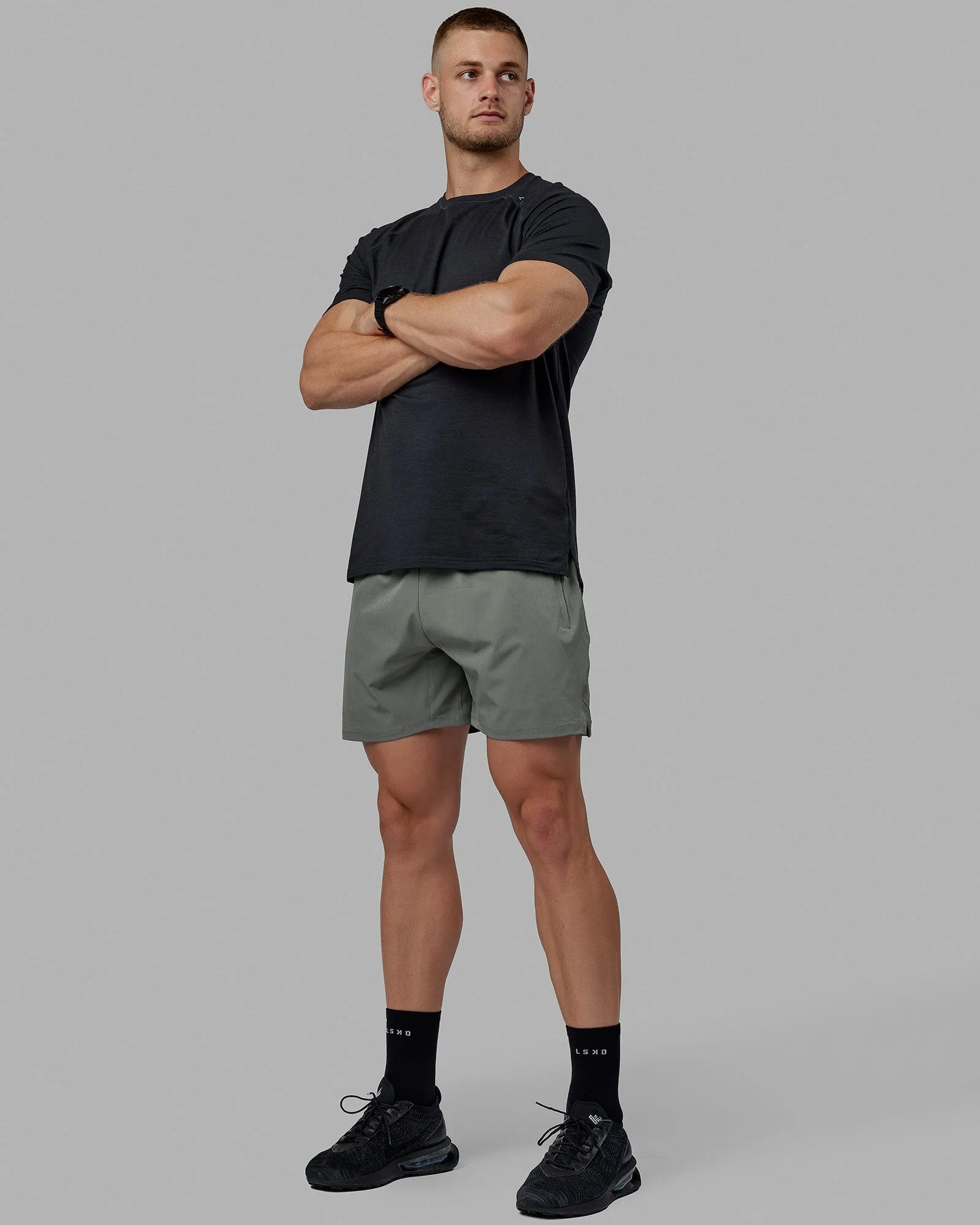 Challenger 6" Performance Shorts - Graphite