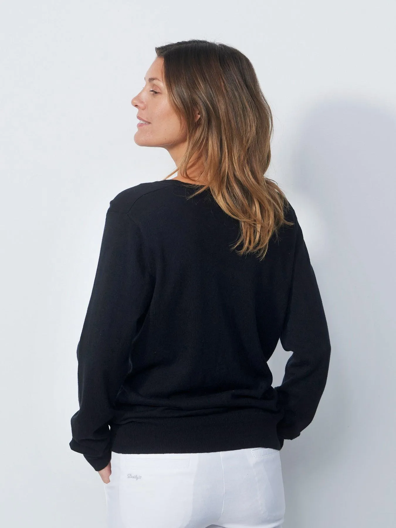 Daily Sports - Tea V-neck Pullover