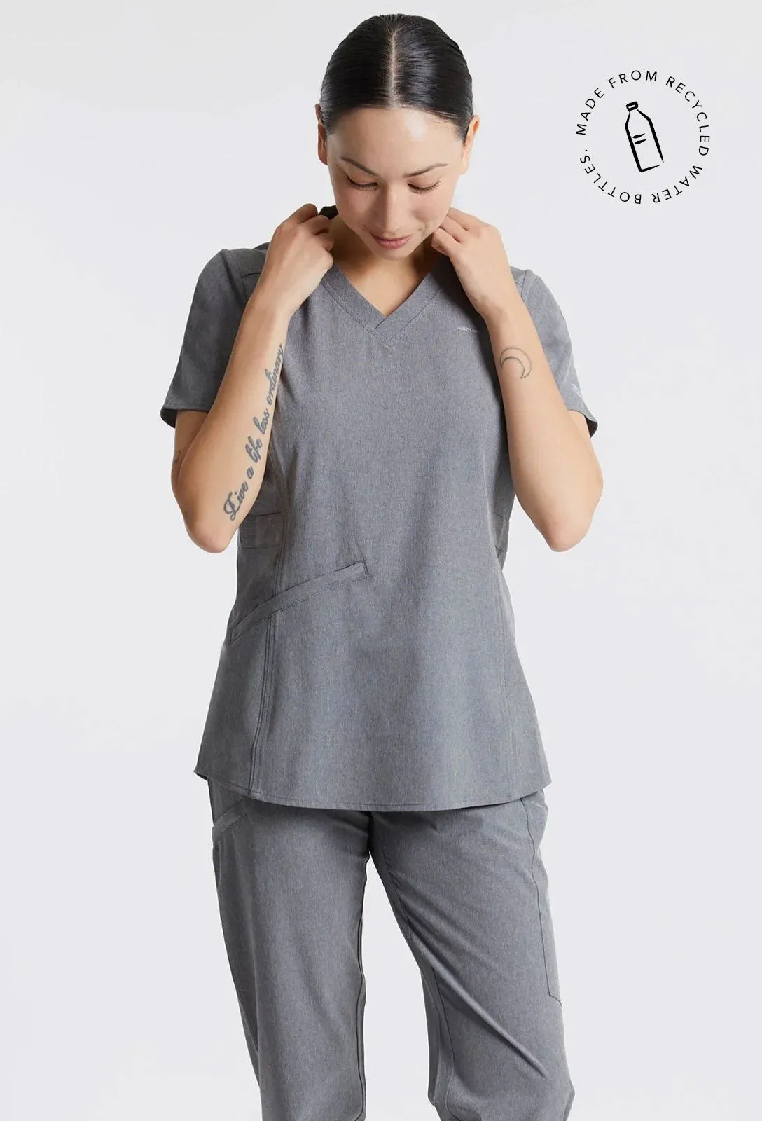 Emeline Zippered Pocket Scrub Top