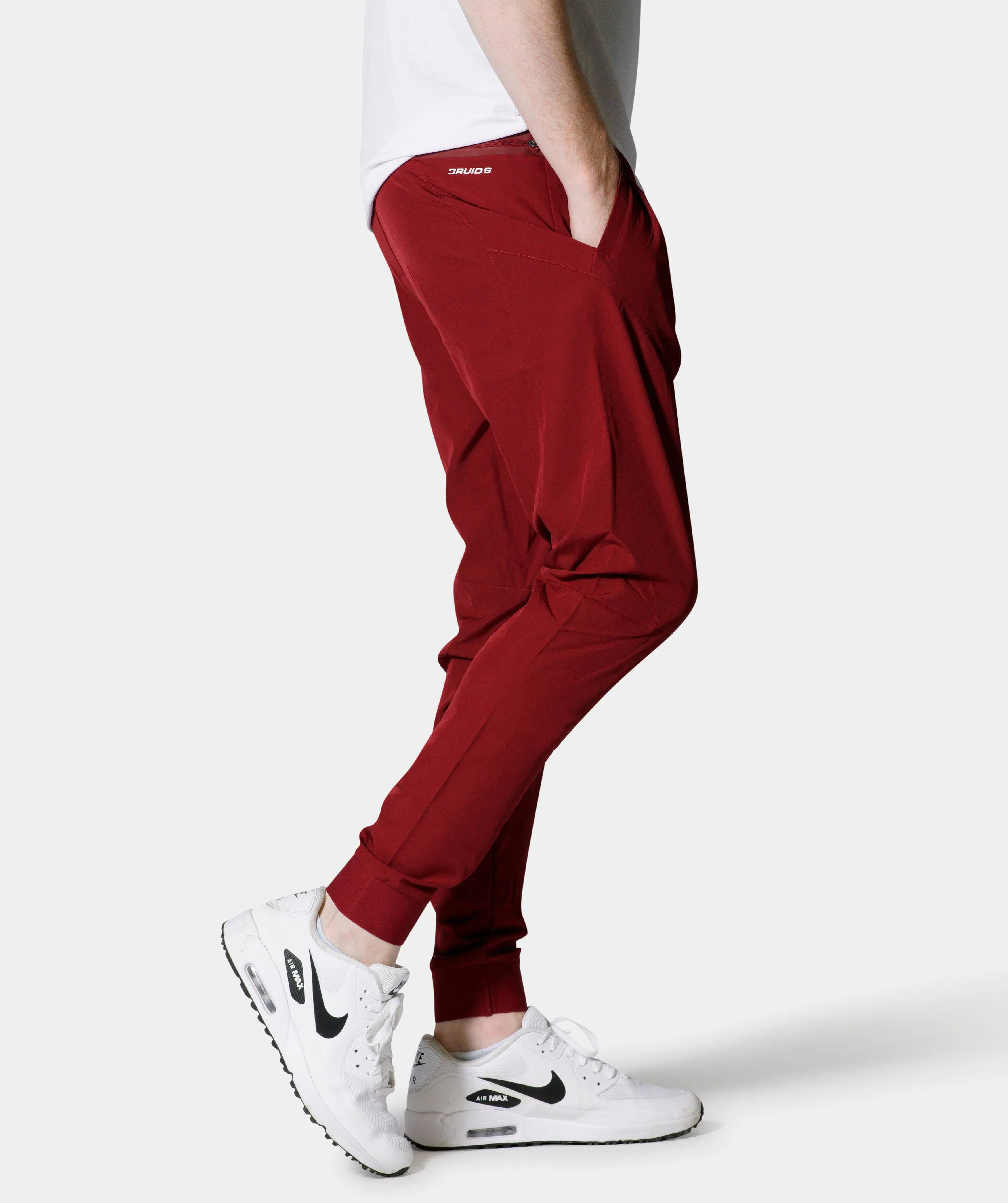 LUXE GOLF JOGGERS - BURGUNDY