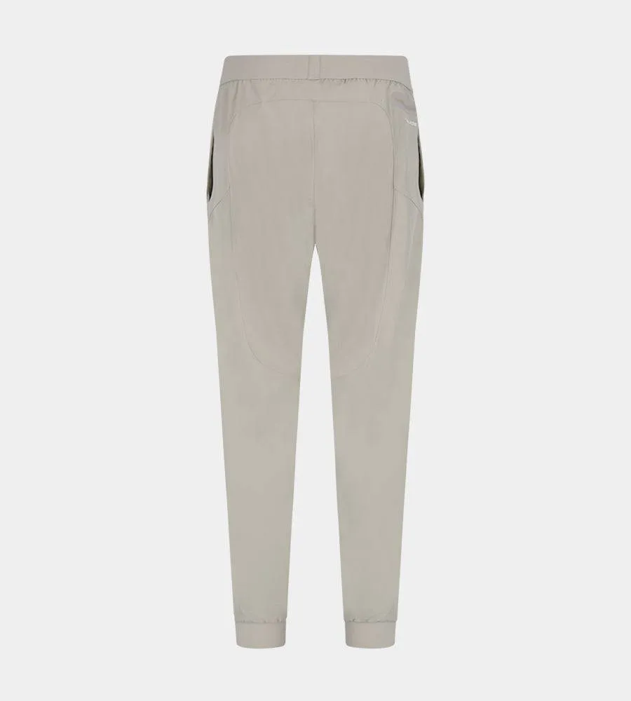 LUXE GOLF JOGGERS - KHAKI