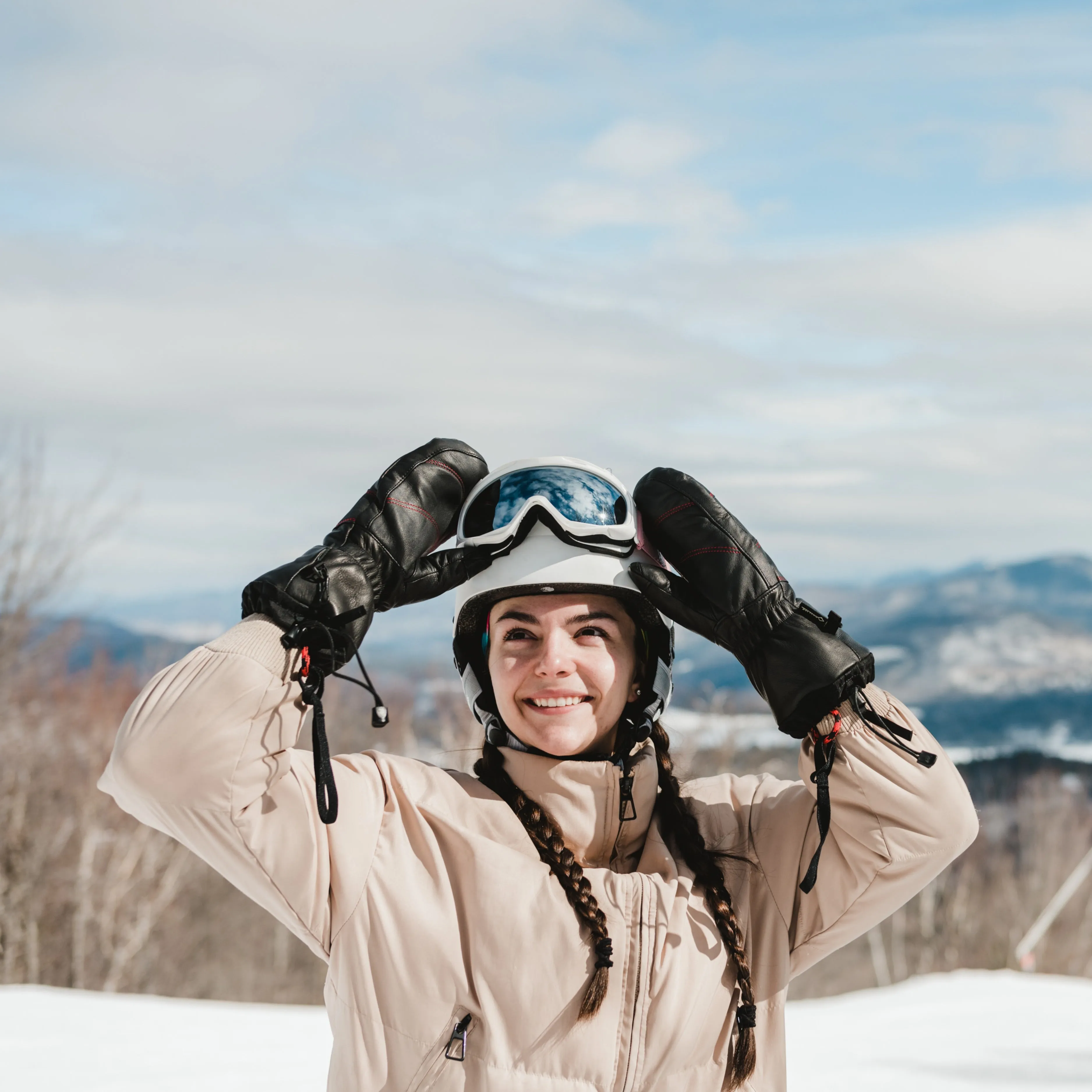 Premium Maine-Made Leather Gloves