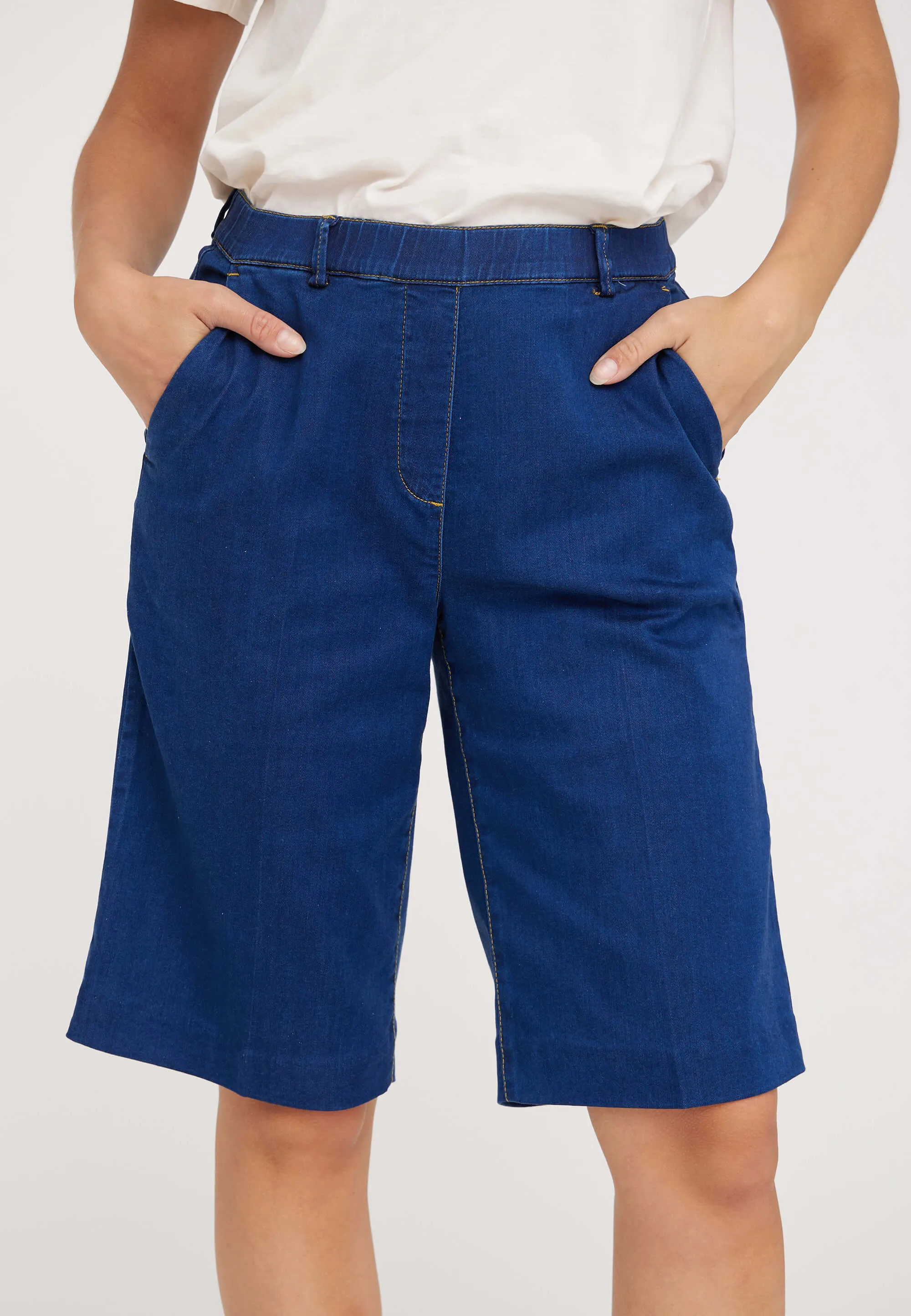 Phoebe Loose Shorts - Medium Blue Denim