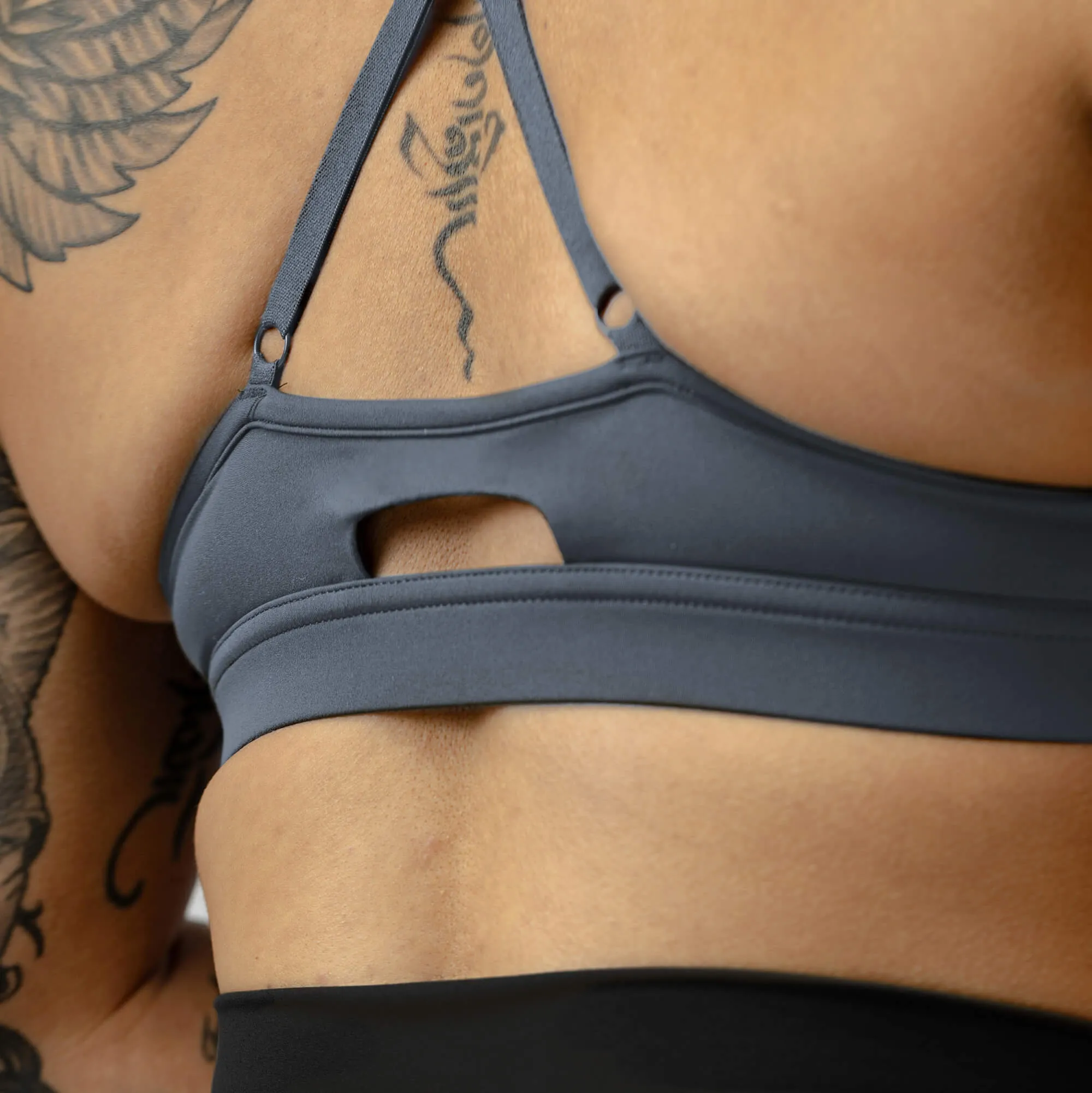 Strive Bra - Pale Blue