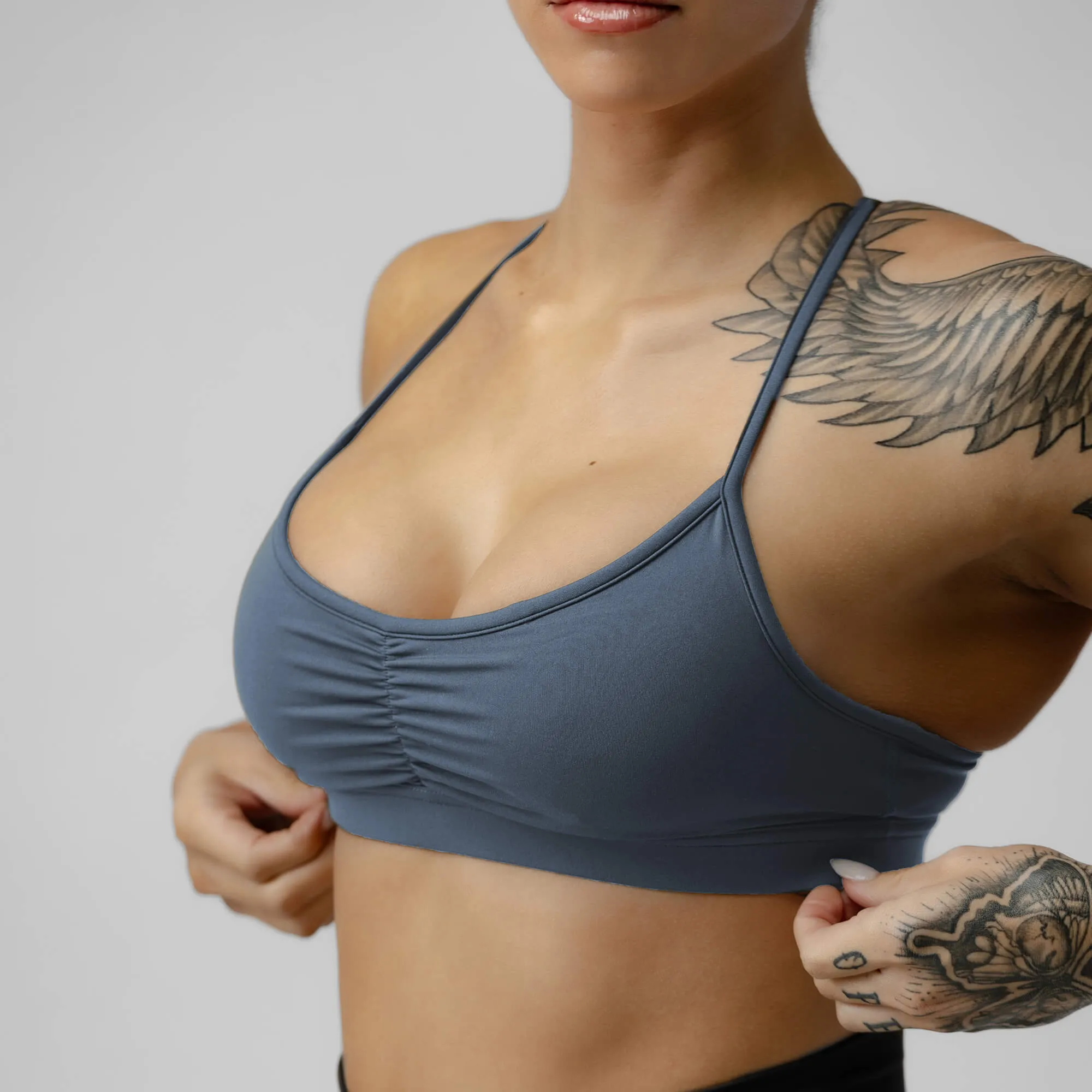 Strive Bra - Pale Blue