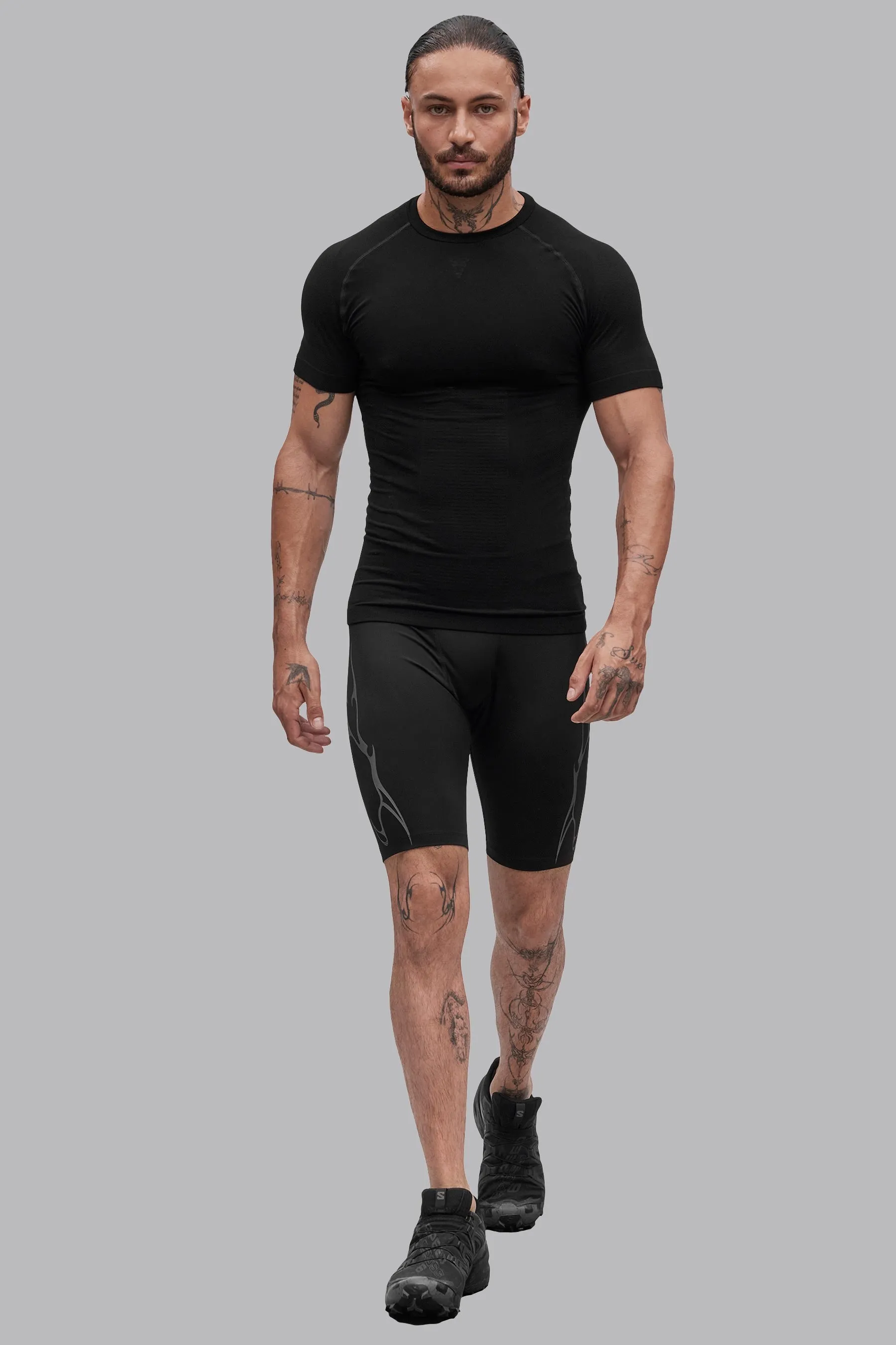 V_BASE SEAMLESS T-SHIRT - Black